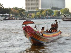 Openbaar vervoer Bangkok - Taxiboot